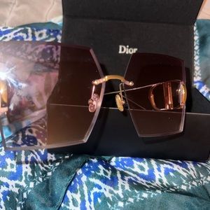 Dior frames are amazing. Brand new without.